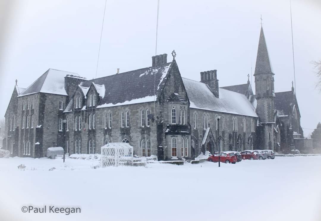 SavetheConvent's tweet image. The Save Clondalkin Convent Campaign has been unsuccessful in its efforts to stop the sale of our convent&amp;amp; church lands by The Presentation Order despite our efforts since 2018.

Thank you for your support since then. We hope we can rely on it in the future, More to follow.