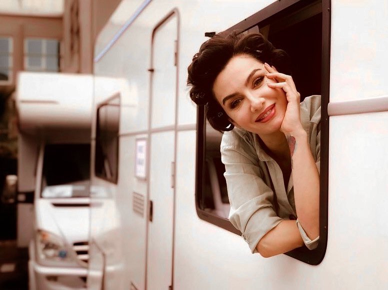 My classy vintage beauty 💥❤️ 

#BirceAkalay,  #KuşUçuşu