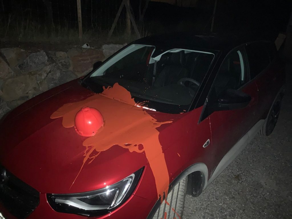 På arbetarnas minnesdag den 28:e april fick Catharina Elmsäter-Svärd, VD för arbetsköparorganisationen Byggföretagen och fd. moderat minister, besök. 

Läs vår artikel om det här: antifa.se/2021/04/29/afa…