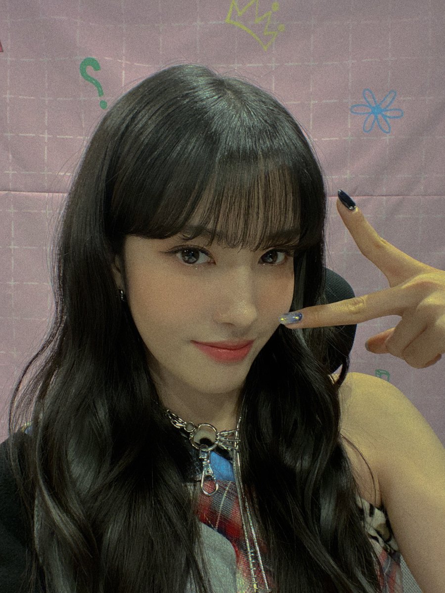 MYRSJY04's tweet photo. ⠀
⠀⠀ #CLAFeelTheBeat
⠀⠀ ⠀#CLA1STWIN
⠀⠀⠀#CLAFirstConcert
⠀ https://t.co/8CApGbpxDx