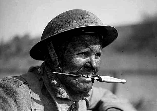 #OTD in 1942, Largs, Scotland. Looking dangerous. One of 3 Commando. #WW2 #HISTORY