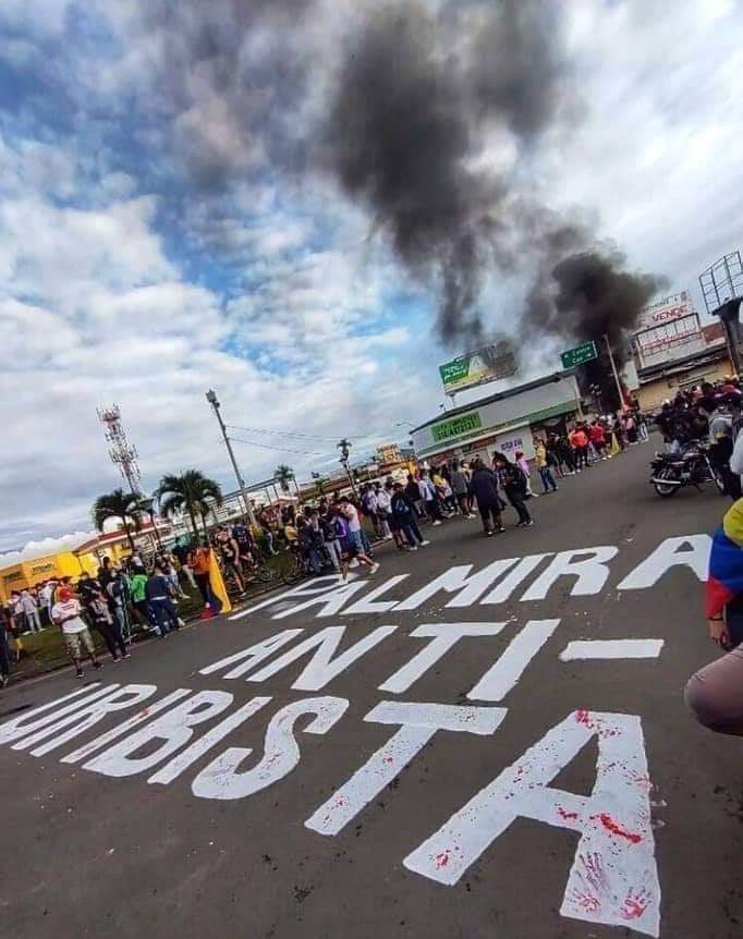LizethMauricio4's tweet photo. Palmira valle #Resistencia 🇨🇴🇨🇴🇨🇴 https://t.co/Ti14vdCjfc