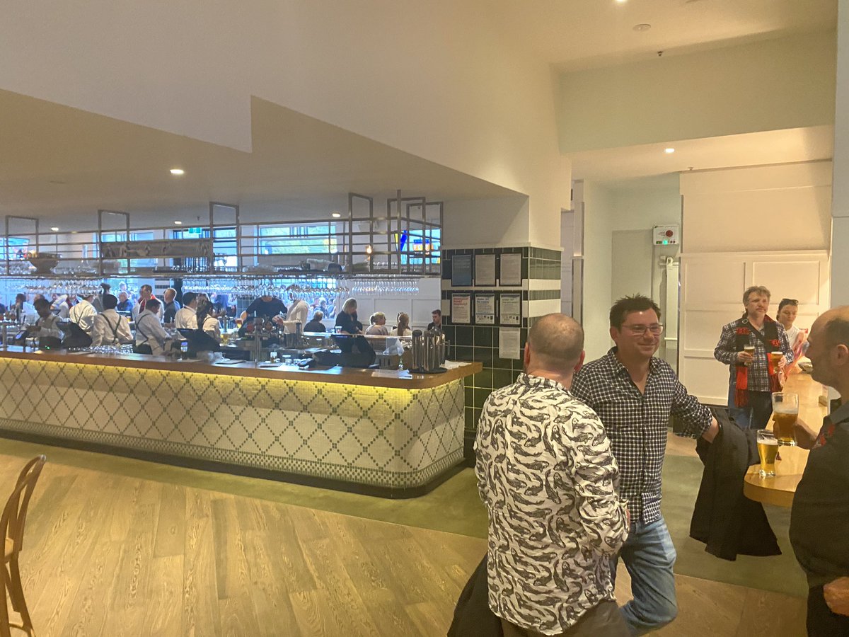 pbokane's tweet image. Something wrong @MCC_Members. This is stumps at half time - it’s empty and 30 deep waiting.