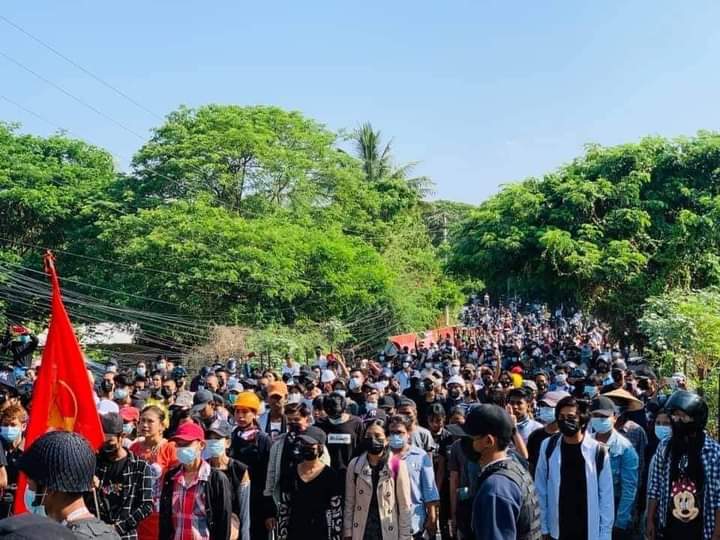 Hazel240718's tweet photo. At Meiktila,
Global Spring Revolution
#GlobalSpringRevolutionDay 
#WhatsHappeninglnMyanmar https://t.co/LbxQGnXuGy