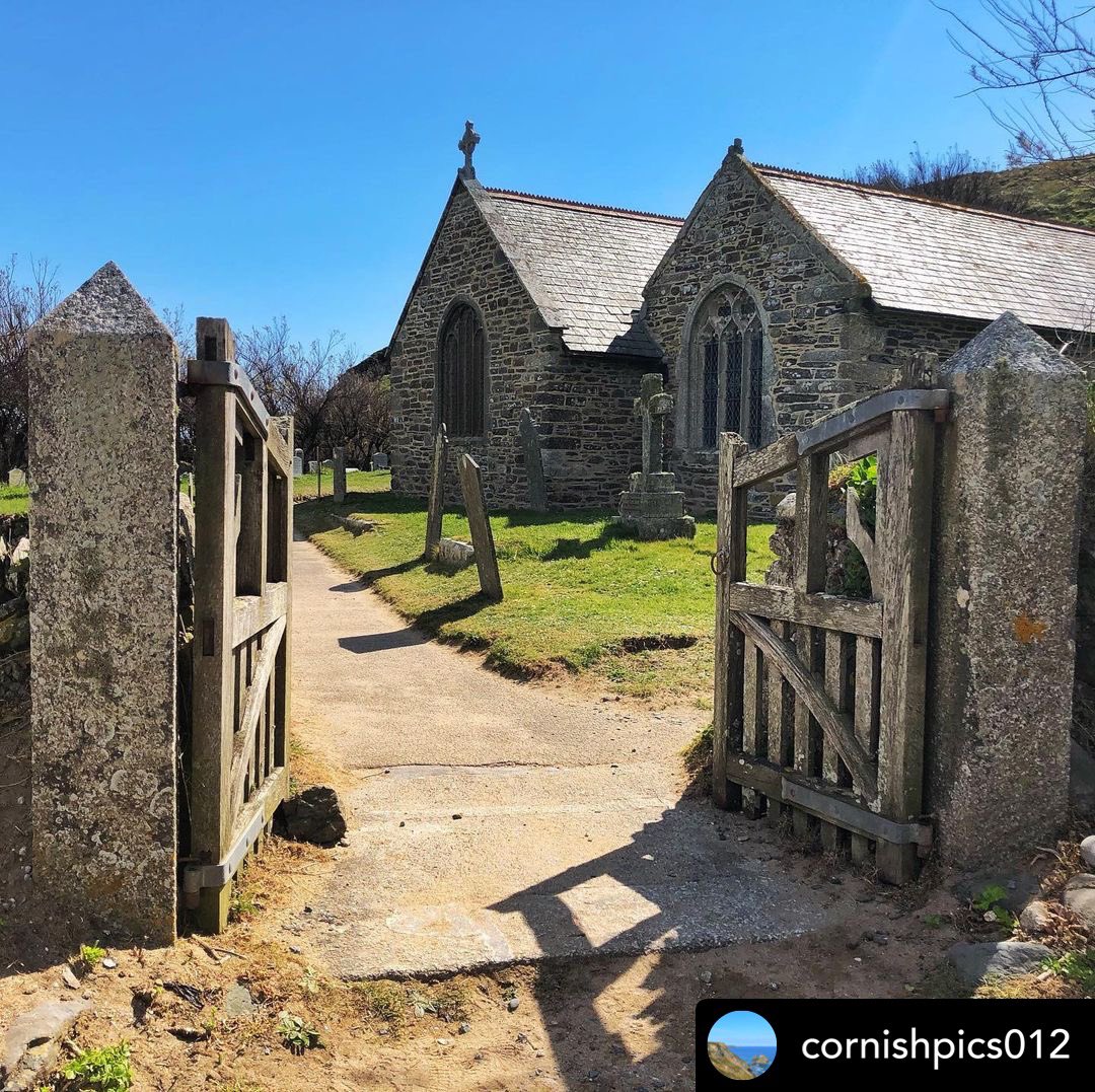 The church where Caroline Penvenen and Dwight Enys were married in Season 3 of #Poldark. Thanks to @cornishpics012 for the recent photo. #stwinwaloechurch #church #cornishchurch #poldark #poldarklocations #exploringcornwall #freemapsofcornwall #Cornwall