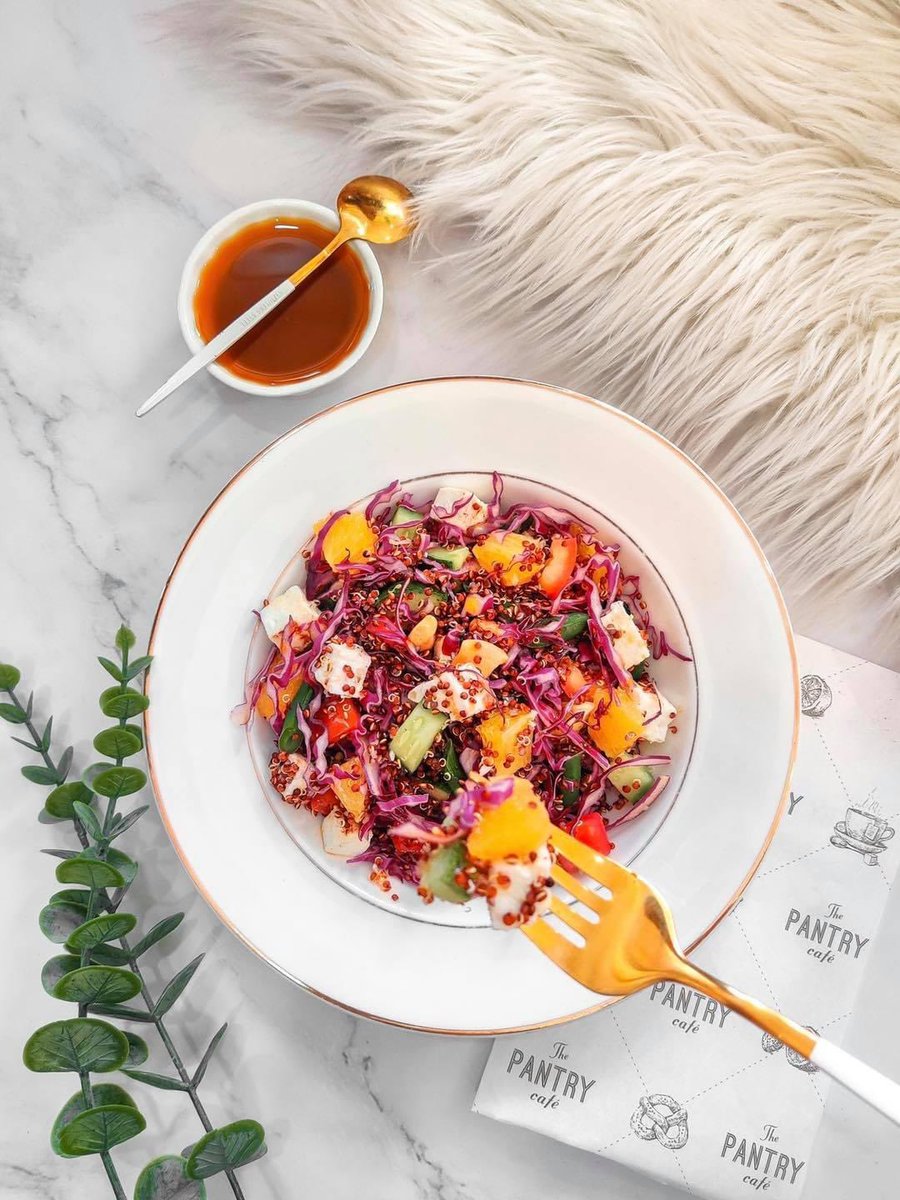 Superfood Sundays with our Crunchy Quinoa Salad - red quinoa, grilled cottage cheese, mixed nuts, crunchy beans and purple cabbage with a Thai vinaigrette 🥗