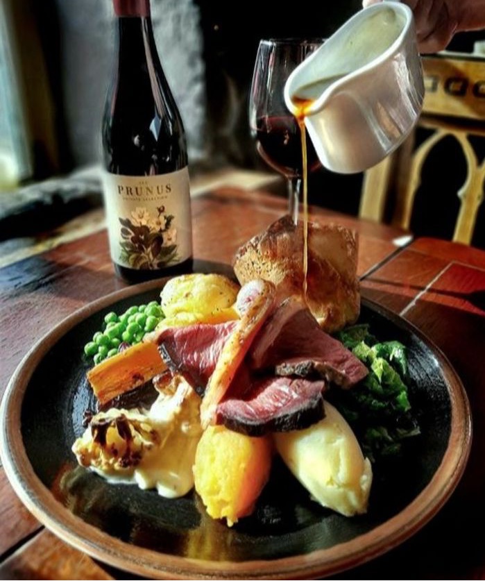 BlackfriarsRest's tweet photo. Start bank holiday Sunday as you mean to go on... π΄ππ₯
Blackfriars at Home is available 12-4pm today https://t.co/4K43dDGbfq ππ€€
#foodie #sundayroast #bankholiday #blackfriars #restaurantathome #sundaylunch #lunch #dinner #roast #sunday #weekend https://t.co/PTJDI1tPlx