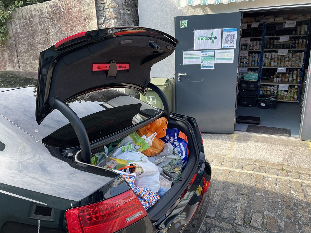 stuartroad's tweet image. Thank you and well done to the community of Stuart Road who managed to amass 130kg of items which filled Mr Chan’s car with contributions to the local food bank from our last mufti day