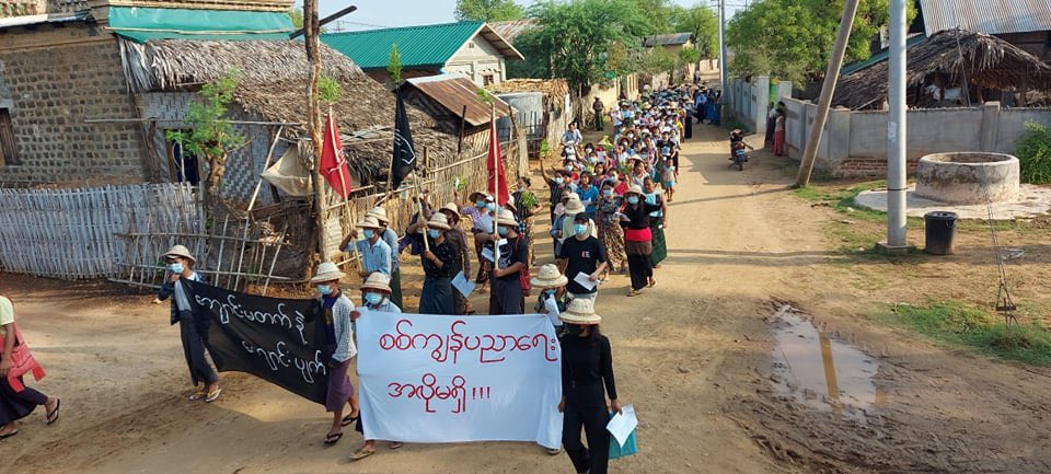 Dicatorship must End ✊
#WhatsHappeningInMyanmar 
#May2Coup