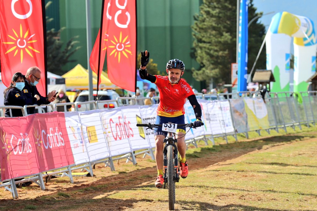 #OpenEspañaXCOCofidis21 | ¡Concluyen también las carreras Máster masculinas!

🏆 Ganadores 🏆
➡️ Master 30: Iván Romero 
➡️ Master 40: Pau Egeda
➡️ Master 50: Juan Moya
➡️ Master 60: Valentín Ballesteros

<a href="/ciclistacofidis/">Cofidis Likes Ciclismo</a>