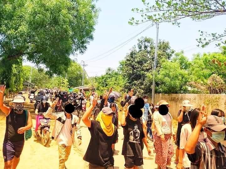 b3rry_y's tweet photo. GLOBAL SPRING REVOLUTION in Bagan, an ancient city and a UNESCO World Heritage Site of Myanmar.
#WhatsHappeningInMyanmar
#May2Coup https://t.co/jyNeEAi0yC