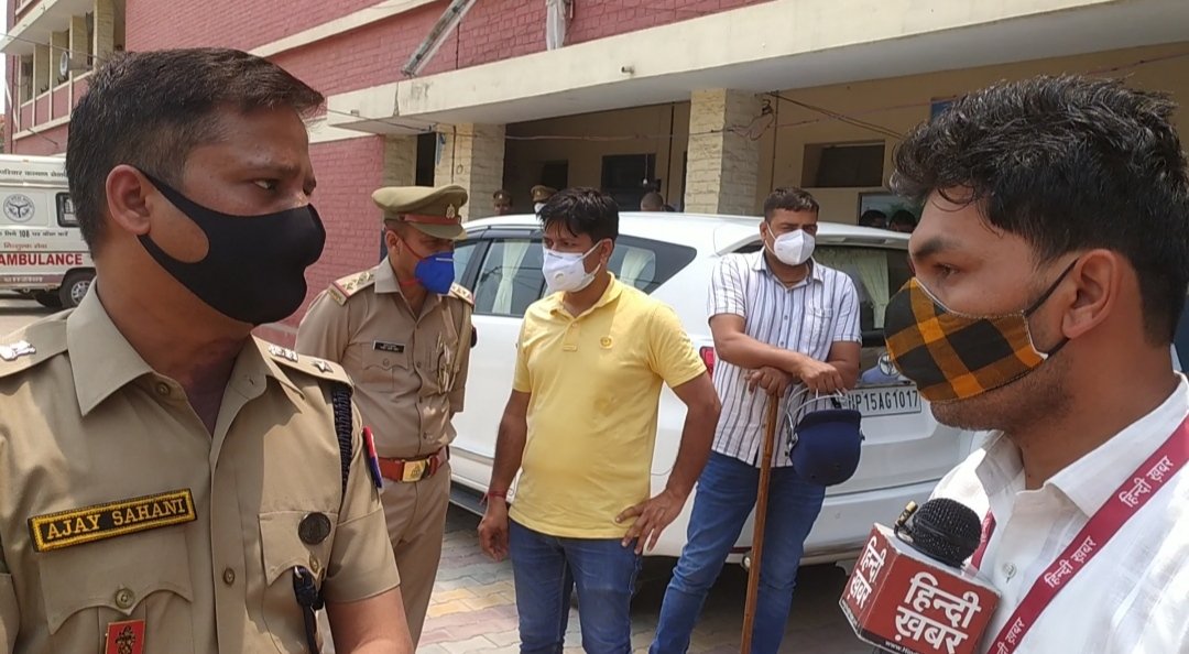 Journalist_MRT's tweet photo. #मेरठ
परतापुर स्तिथ मतगणना स्थल का @ipsajaysahni,@DmMeerut ने किया निरीक्षण,#COVID19 नियमो की सभी औपचारिकताओं को जाँचा,अधिकारियों एवं पुलिसकर्मियों को दिए आवश्यक दिशा-निर्देश
@HindiKhabar @adgzonemeerut @NirvachanInfo @srk_journalist @SonuJournalist9 https://t.co/C0Qf5JadVo