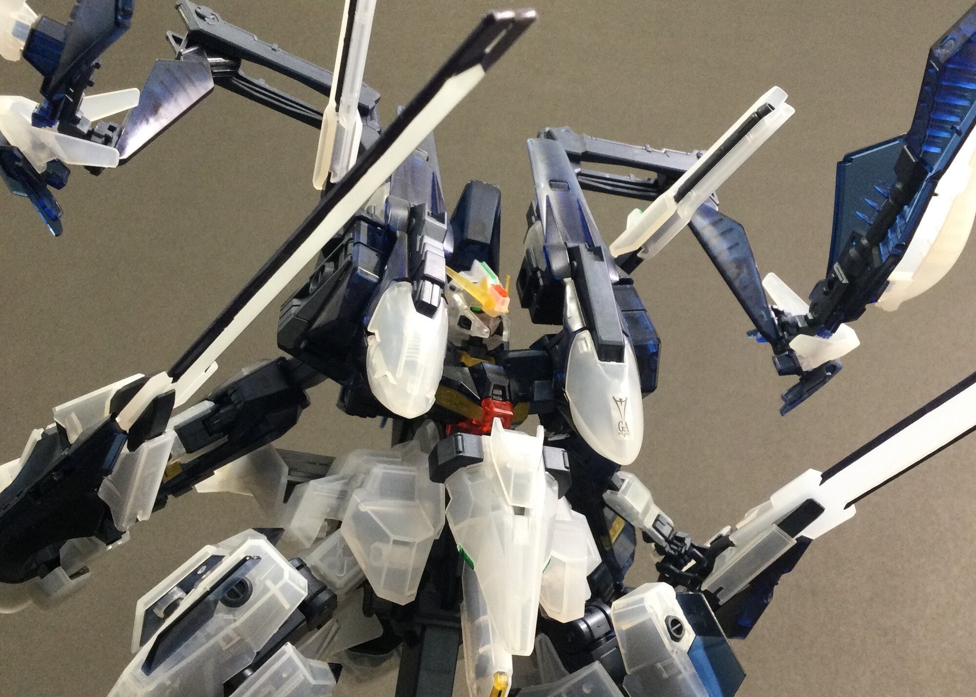 84%OFF!】 HG 1 144 ガンダムTR-6 ハイゼンスレイII ラー クリアカラー