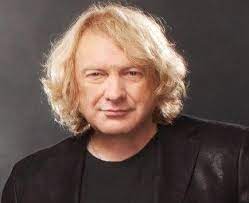 Happy Birthday dear Lou Gramm! 