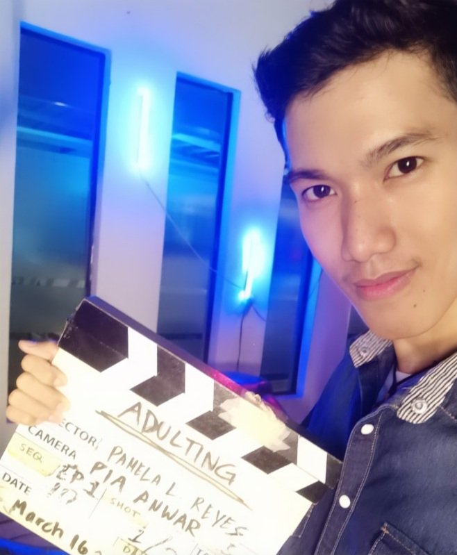 mikeesibayan's tweet photo. “Adulting” is a term used by millennials to show they’ve carried out duties and responsibilities expected of adults. - @ABSCBN

Behind the scene photos for #Adulting - an iWantTFC's original webseries. 🎬🎥

Watch the three full epsiodes exclusively on @iwanttfc app. https://t.co/6KkBDlvedF