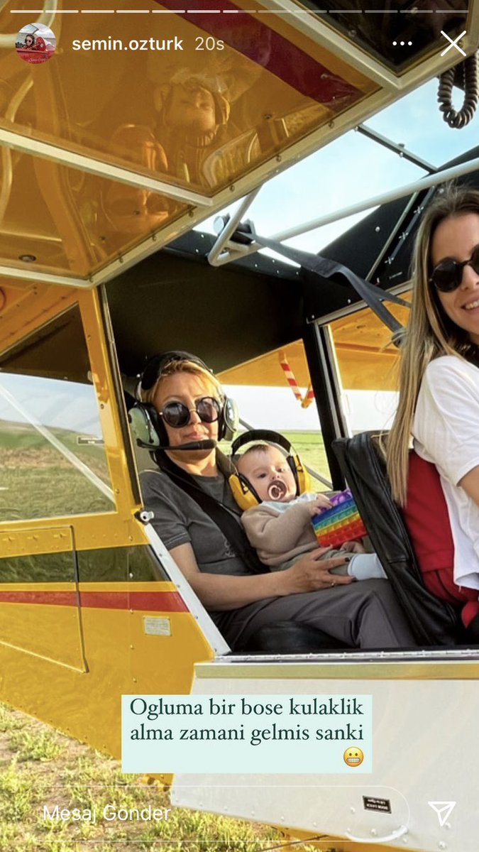 anneni çocuğunu uçağa atıp pikniğe gitmek mi...