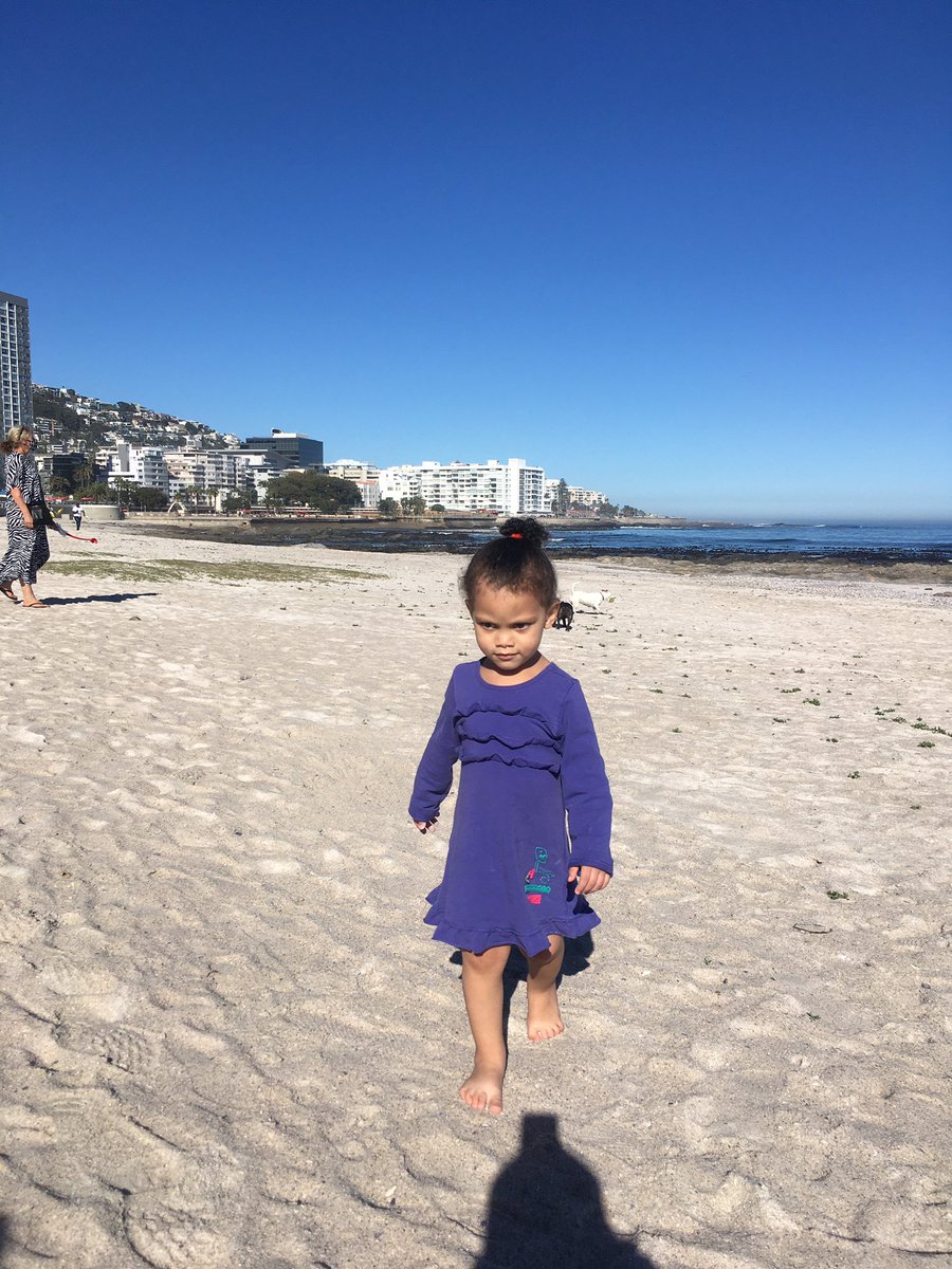 peterjohnmoses's tweet photo. Just a Queen 👸🏽 strutting her stuff on the beach 🏖😂 
#LifeWithKids 
#PaigeMathilda 
#LittleQueen 
#SundayWalks https://t.co/4l6cuWiao0