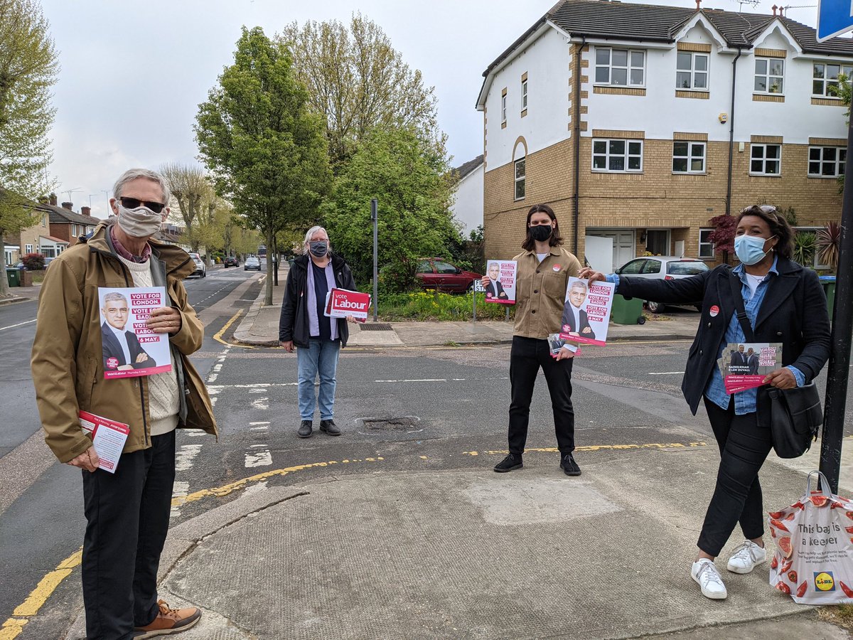 Canvassing #VoteLabour #votesadiq #votelondon <a href="/dscottmcdonald/">Denise Scott-McDonald</a> <a href="/Len_Duvall/">Len Duvall AM</a> <a href="/SadiqKhan/">Sadiq Khan</a> <a href="/GWLabourBAME/">GW Labour BAME</a> <a href="/GWLabour/">G&W Labour</a> <a href="/LondonLabour/">London Labour</a> <a href="/SELabour/">Labour South East</a>  <a href="/UKLabour/">The Labour Party</a> #peninsula
