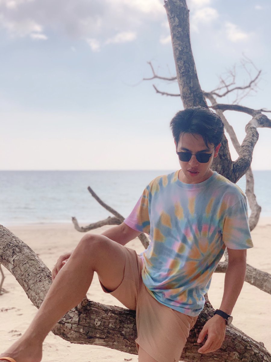 RennielCastro's tweet photo. It’s the summer and it’s the time to wander. ☀️ https://t.co/XRRDDTfTgj