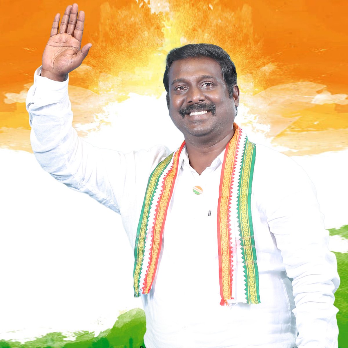 iamvijayvasanth's tweet photo. Kanyakumari, your love for me and my father has overwhelmed me today.  
 I urge all my friends and supporters to stay indoors, not indulge in any public celebrations and prepare to hit ground to help those in need. 
Together we stand. Thank you all, once again! https://t.co/gyuYaEZl8H