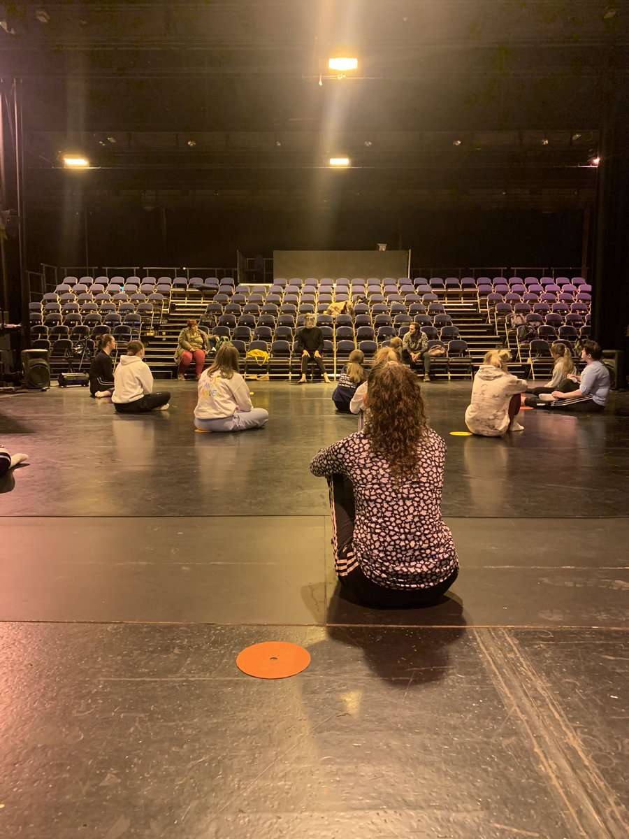 Day 1 with <a href="/followfearghus/">Fearghus Ó Conchúir</a> devising our first piece of work 🙌🏻 <a href="/ludusdance/">Ludus Dance</a>