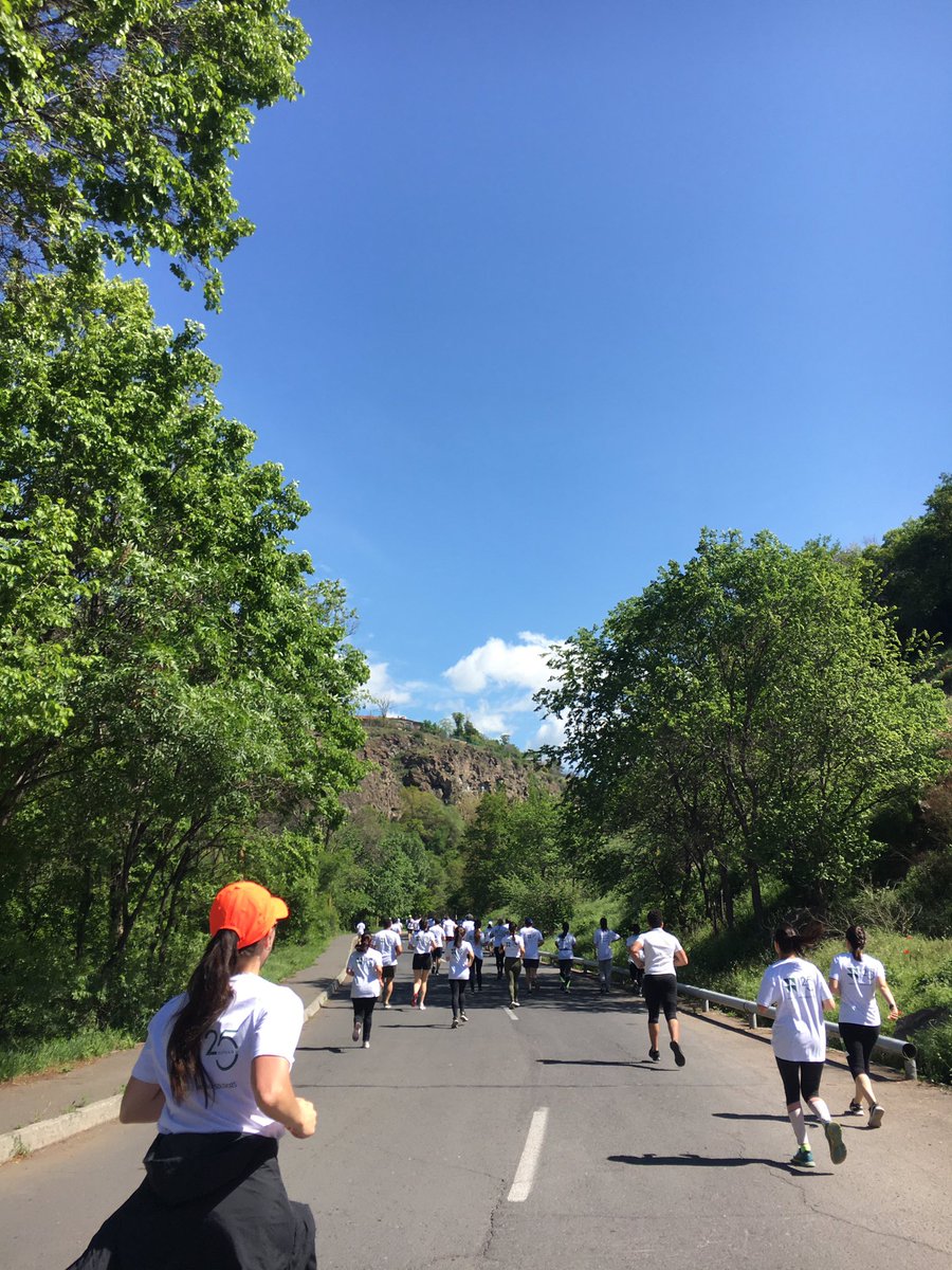 chouchane21's tweet photo. Great day today! We did it! 🙌🏼 #YerevanSpringRun #StrongerTogether https://t.co/wr1jHfVxvY