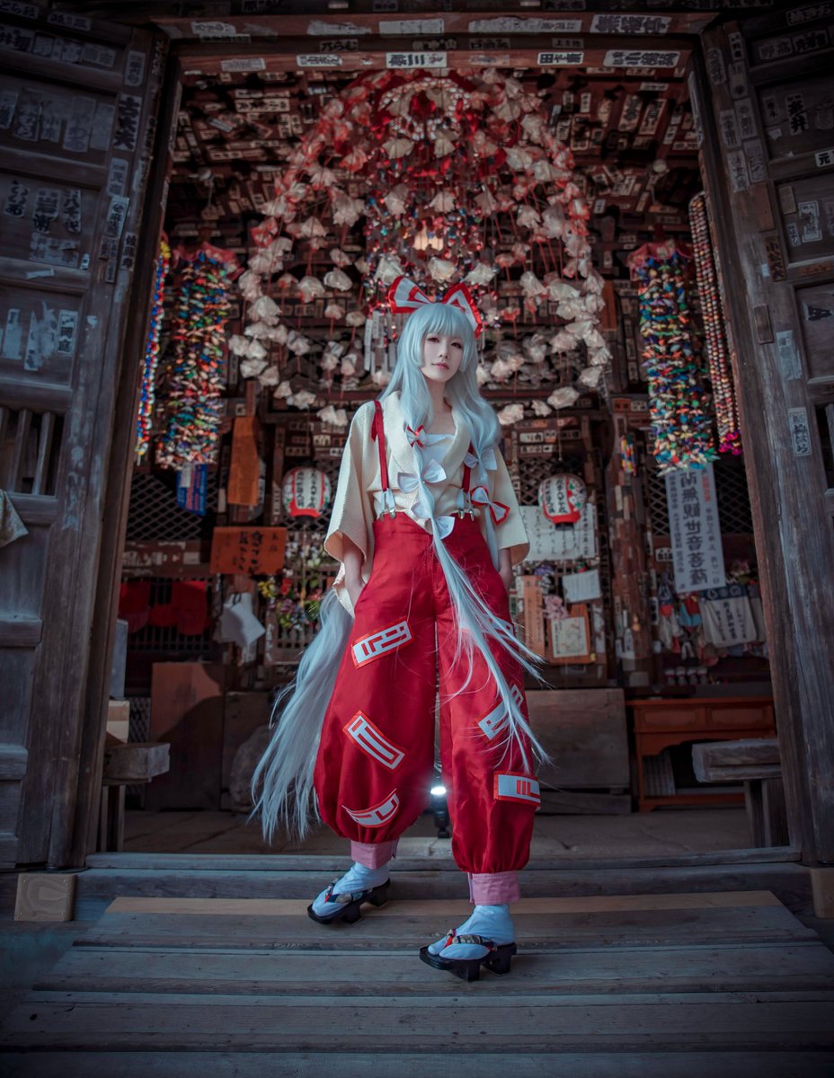本日特価】 東方プロジェクト 藤原妹紅 コスプレ アレンジ 衣装
