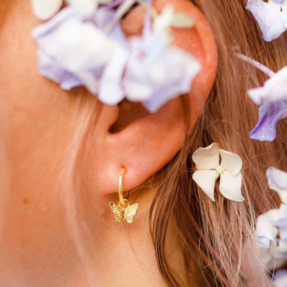Xio_byylette's tweet photo. Our Mariposita Hoops are here to remind you that it is time to emerge from within π¦
https://t.co/0NFexmPP4U
#XIOByYlette #XIOChrysalis #MakeMagic #ButterflyJewelry #MonthlySubscription #Metamorphosis https://t.co/7yGHBHi8IT