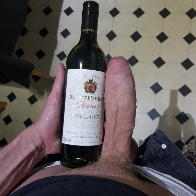 Now serving a wide range of hot and cold beverages... what can I get you? 1, 2, 3 or 4? https://t.co