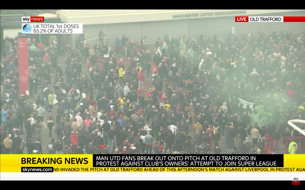 images Old Trafford Protest Twitter https twitter com worldsoccertalk status 1388852041653657602