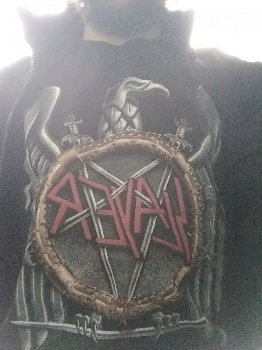 JFTC69's tweet photo. Rocking the @Slayer t-shirt on the anniversary of Jeff Hannemans death. Raising a glass and rocking out in his honour #RIPJeff #Slayer https://t.co/cUfhLVnkwQ