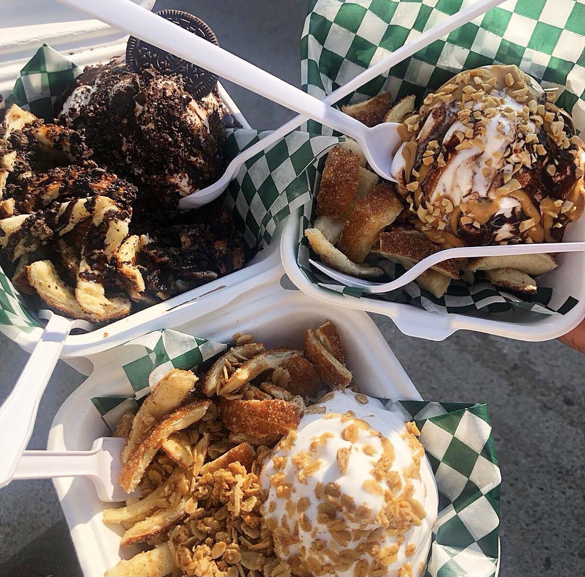 Eva's Original tweet media