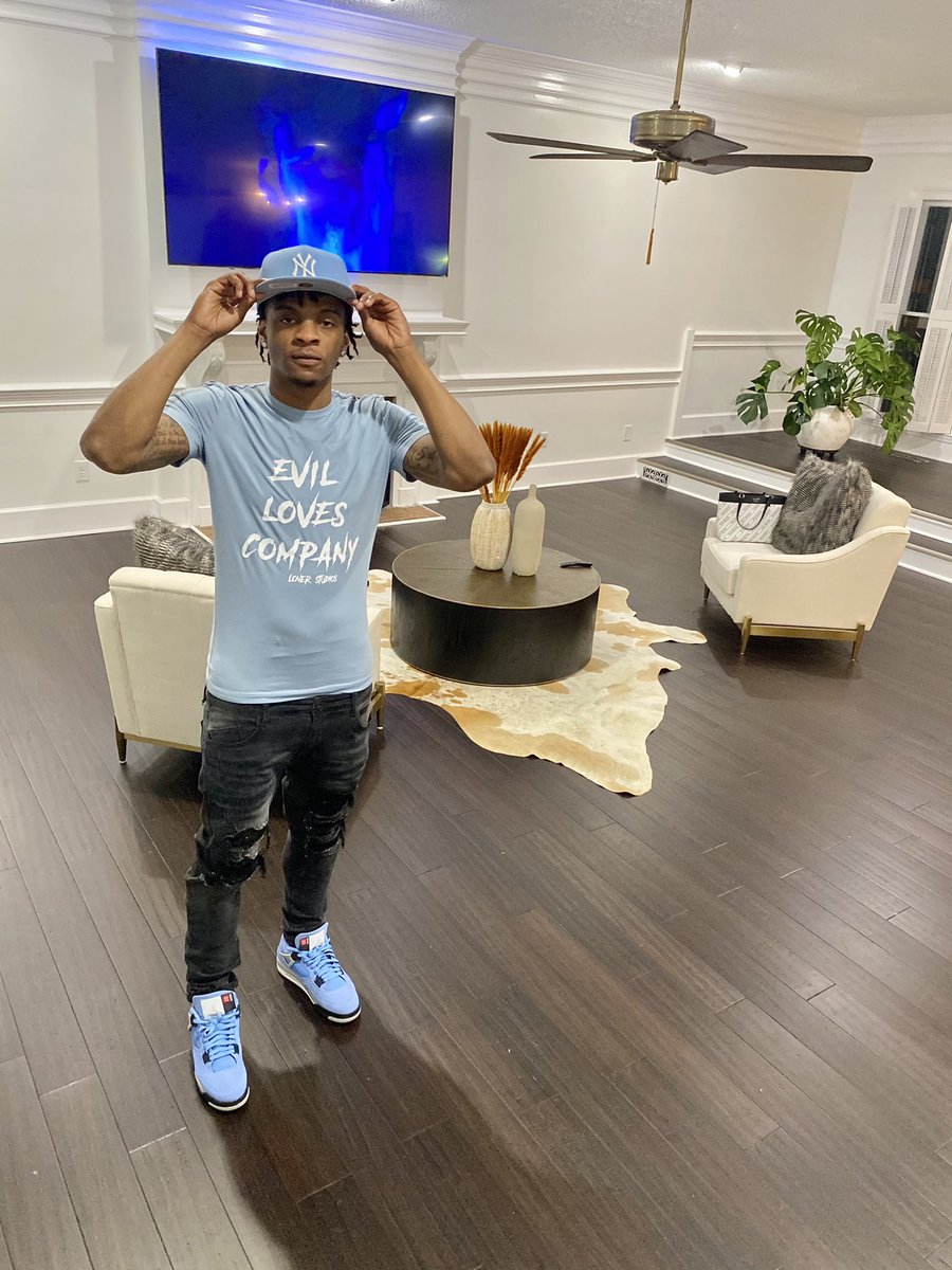 Stantravious Smith tweet media