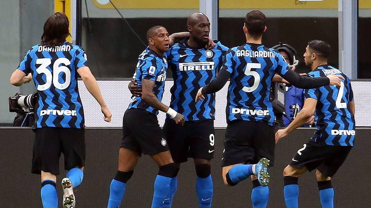 goat_hazard's tweet photo. Bravo à Romelu Lukaku et au reste de l’équipe de l’Inter Milan pour leurs titre de Serie A 🎉🇮🇹!! #Scudetto #Lukaku https://t.co/iyJHUF0RkH