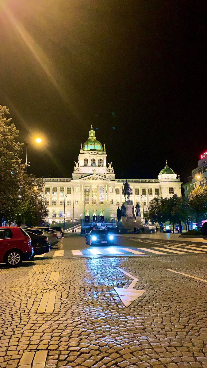 Biryaniimonster's tweet photo. I left my heart in Prague. https://t.co/nXvTA5cYqo
