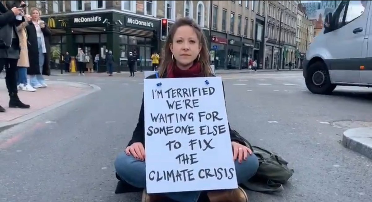 In case you missed it - A large number of brave people took action all over the UK to draw attention to the #climatecrisis. @XRebellionUK #RebellionofOne To see a collection of tweets, photos, & videos, click here 👉 twitter.com/i/events/13884….