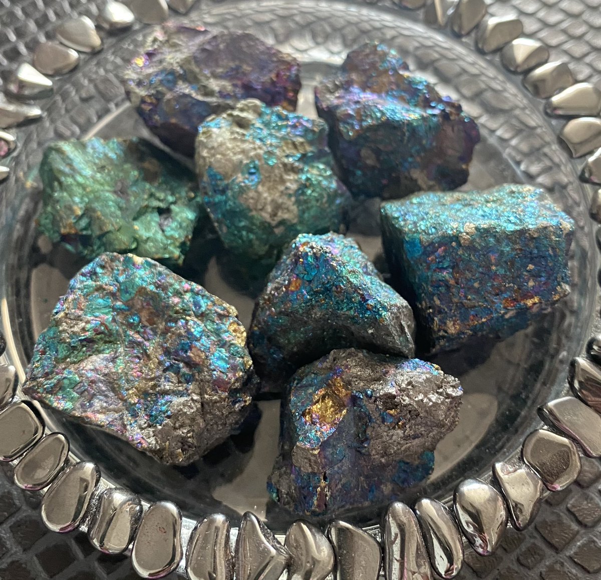 Peacock Ore ($8) is one of the most powerful stones when used in conjunction with chakra healing as it's energy is such that when placed on one chakra it effects all the others. Available for purchase at https://t.co/SdzrUo5onm. https://t.co/pREtk3YrIe