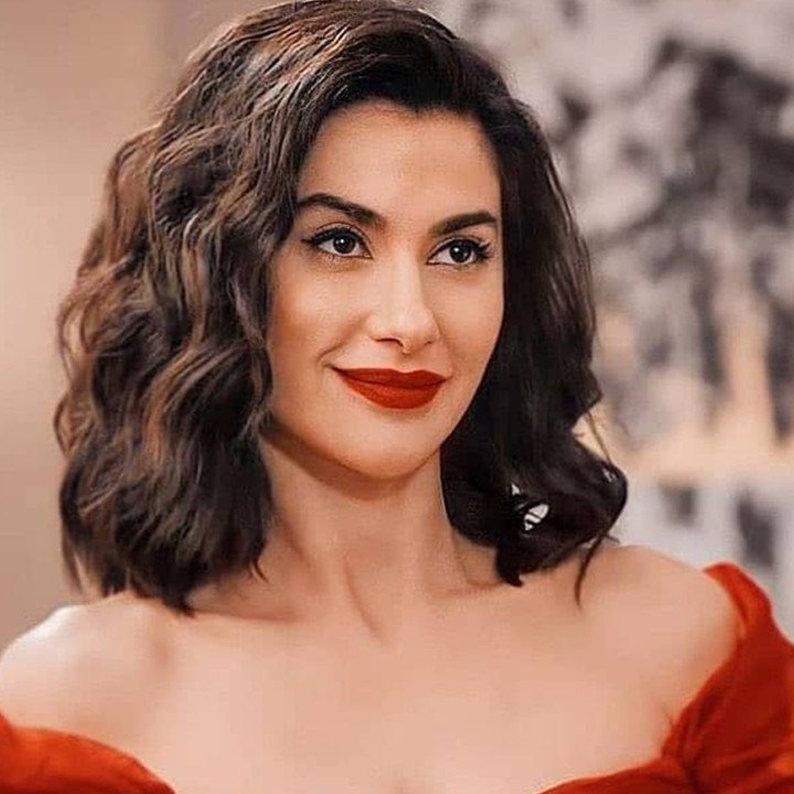 Şahika olmadan entrika dizisi yürümez!
#NesrinYoksaBizdeYokuz