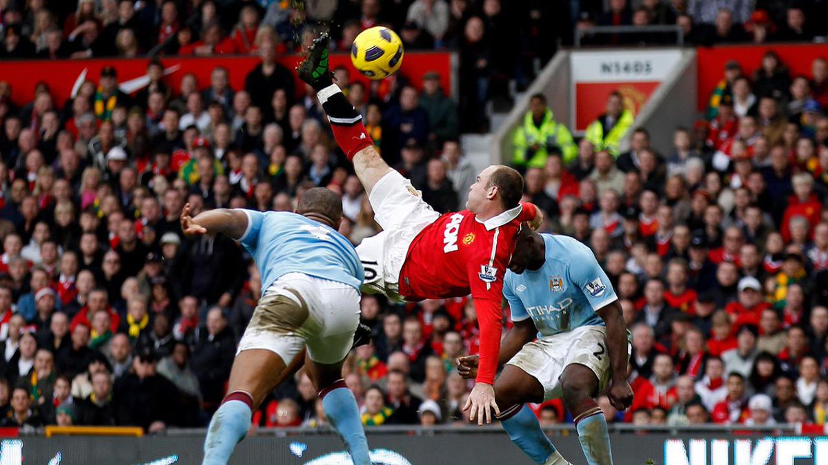 Johno11Jack's tweet photo. Man United in the 2010’s vs Man united in the 2020’s https://t.co/Ik00DHmCL3