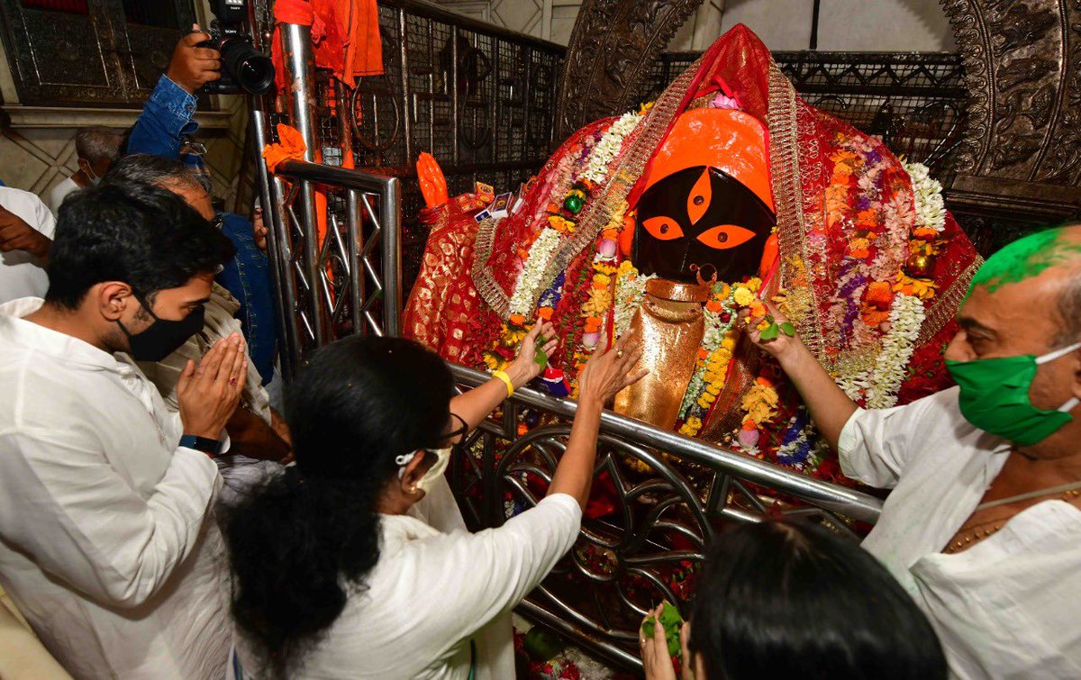 Digi_tal_Mishra's tweet image. Exclusive images of Didi after landslide victory in #AssemblyElections2021