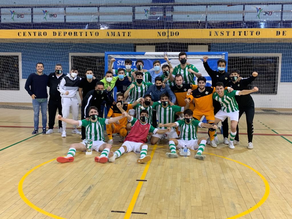 Campeones !!!! No puedo estar más orgulloso de todos y cada uno de mis compañeros... Pero esto no acaba aquí! Seguimos trabajando!! ⚔️🔥⚪️💚🟢