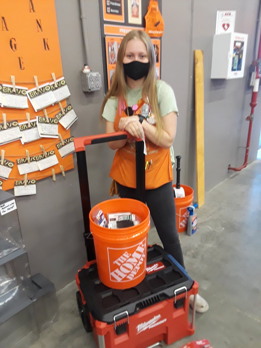 $900 Recovery first thing this morning by HC Tessa!!! Great job setting the example for cashier behaviors!!!! #waronshrink #GET @ThdBeagley <a href="/KB8563HD/">Kevin</a> <a href="/THDGMF3/">Glenn - D317 - MAPM</a> @TracieD317