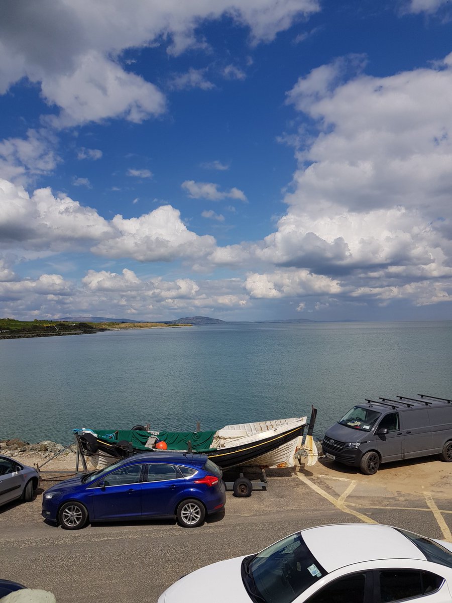 Finally,  we got to see the sea, beautiful Cahore Pier, just look at the colour of the water! #200crew #200daysofwalking