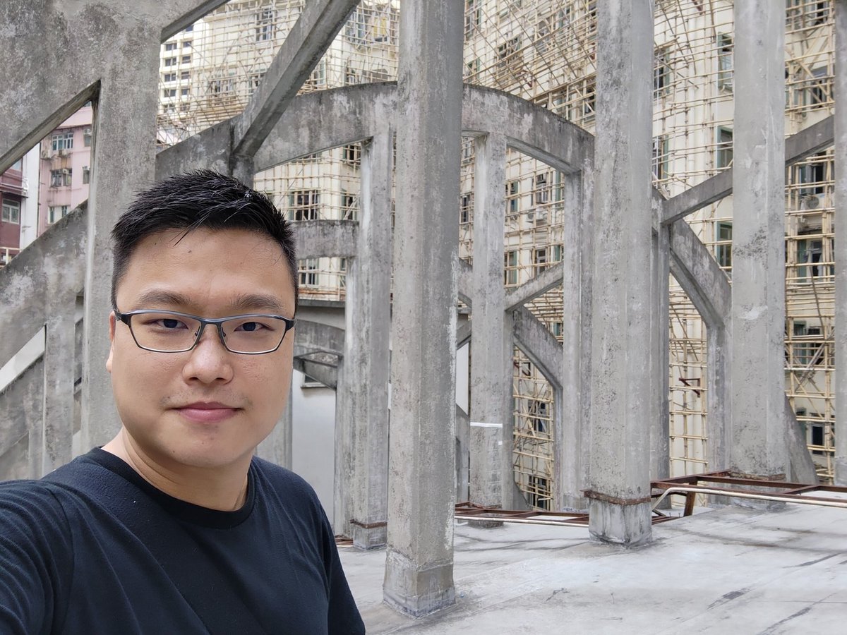 richardlai's tweet photo. A rare look at the iconic parabolic exoskeleton truss on the roof of the 68-yr-old State Theatre (#皇都戲院) in Hong Kong. This Grade I historic site will reopen as a new complex -- with the theatre intact -- in 2026. #NewWorldDevelopment #StateTheatre #CultureForTomorrow https://t.co/qMs4rZEbMt