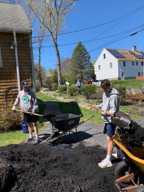 Huge shout to our crew-all our players and parents-for Mulch Madness to raise money for our 21 lax program!!! Unbelievable group of kids we have this year- please support these guys!! Also shoutout to Kastrud, Tubbs, Ethan and Nic Cupples, and Dane Kane for their help this am!!!