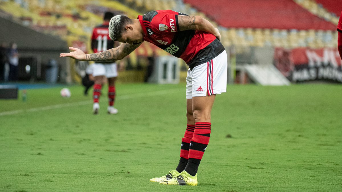 Pedro sampaio gasparzinho. Педро Flamengo. Педро Абреу футболист Фламенго. Жуан Педру Сантуш Ламейра Торреенсе 2023. Гильермо Варела Фламенго 2023.