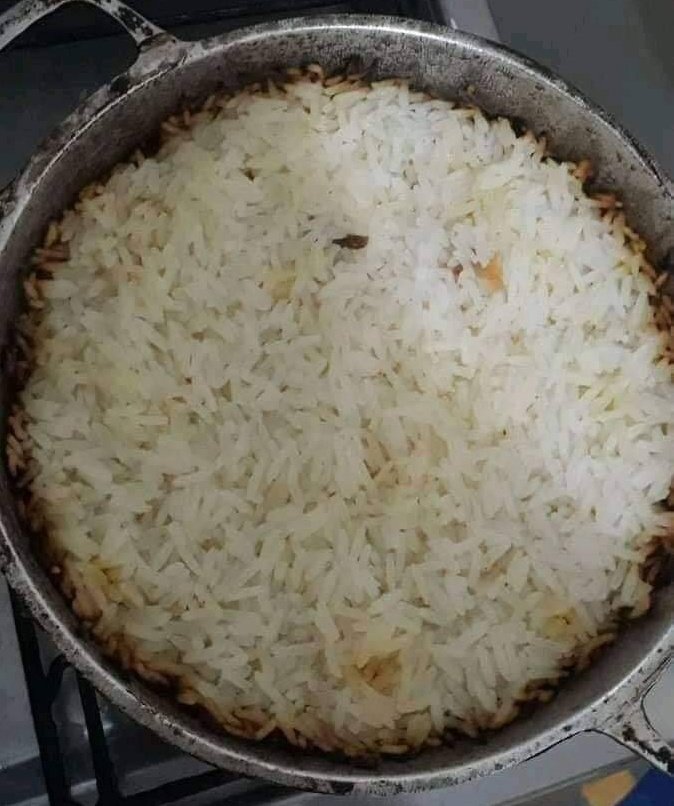 Rice with chocolate edges, follow me for more recipes 😋😋😋