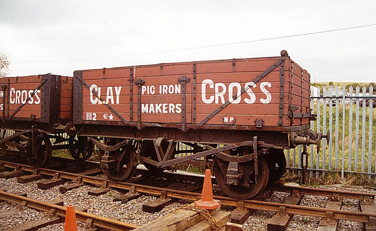 MR 1112. 10t 4w 6-plank tippler. Derby, 19xx. Repainted and lettered 'Barrow Hill Roundhouse', 08/2013. Photo: Barrow Hill Roundhouse, 20.04.2002. #ClayCross #PigIron #railway #wagon #freight #Derby #BarrowHill