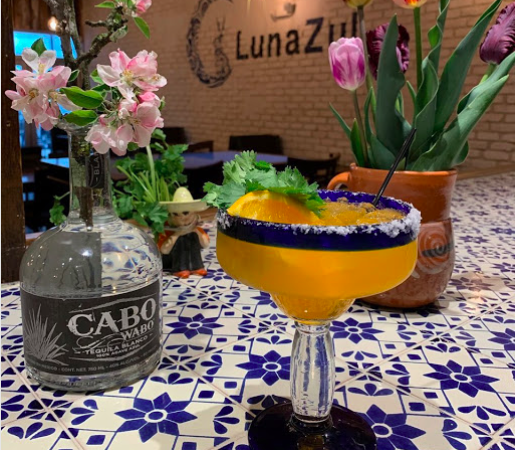 LunaZulmd's tweet photo. Please head online to order with the greatest ease! Ordering online you're guaranteed to get pick up times you want! As always we are SO grateful for your order! https://t.co/ajbhKgrTDi