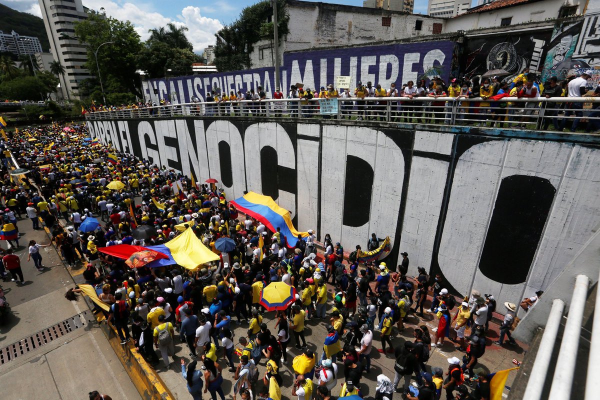 tw // murder / blood / sexual assault / police abuse[THREAD] WHAT'S HAPPENING IN COLOMBIA RIGHT NOW  #ParoNacional2M